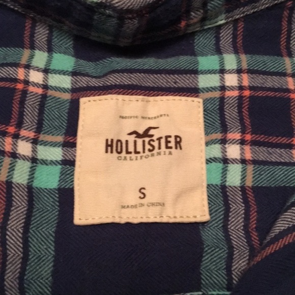 🔥4/$20 HOLLISTER Womens Button Down Flannel shirt - size SM - Picture 5 of 6